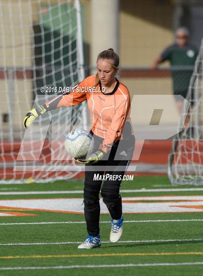 Thumbnail 1 in Highland vs. Mesquite (Coyote Classic Tournament) photogallery.