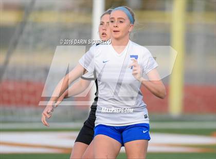 Thumbnail 1 in Highland vs. Mesquite (Coyote Classic Tournament) photogallery.