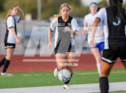 Thumbnail 2 in Highland vs. Mesquite (Coyote Classic Tournament) photogallery.