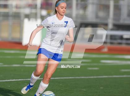 Thumbnail 3 in Highland vs. Mesquite (Coyote Classic Tournament) photogallery.