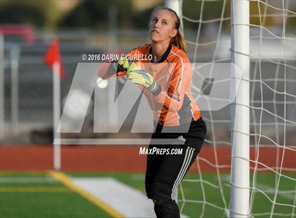 Thumbnail 2 in Highland vs. Mesquite (Coyote Classic Tournament) photogallery.