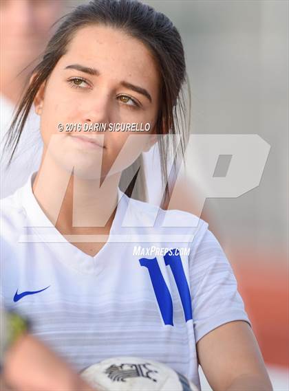 Thumbnail 2 in Highland vs. Mesquite (Coyote Classic Tournament) photogallery.