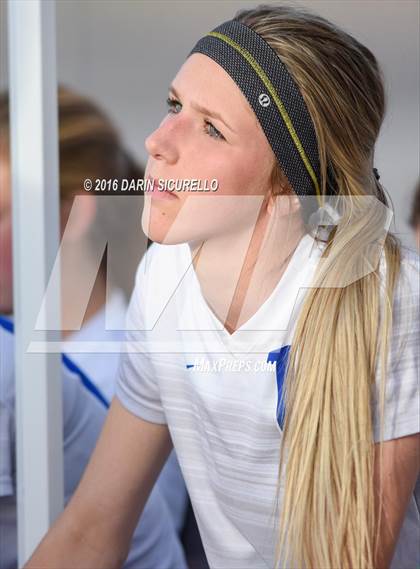 Thumbnail 2 in Highland vs. Mesquite (Coyote Classic Tournament) photogallery.