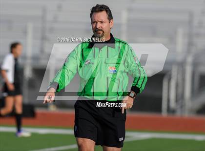 Thumbnail 1 in Highland vs. Mesquite (Coyote Classic Tournament) photogallery.