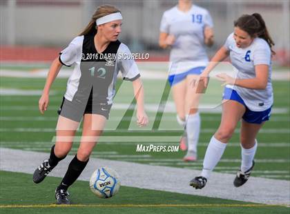Thumbnail 2 in Highland vs. Mesquite (Coyote Classic Tournament) photogallery.