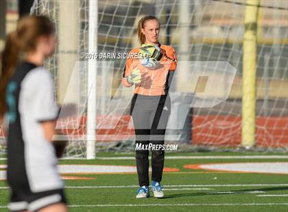 Thumbnail 2 in Highland vs. Mesquite (Coyote Classic Tournament) photogallery.
