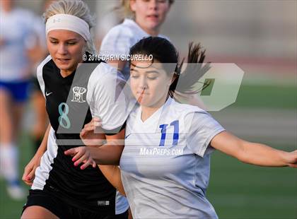 Thumbnail 2 in Highland vs. Mesquite (Coyote Classic Tournament) photogallery.