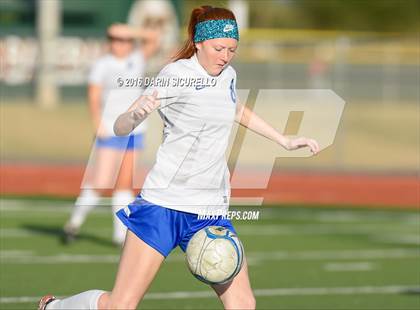 Thumbnail 1 in Highland vs. Mesquite (Coyote Classic Tournament) photogallery.
