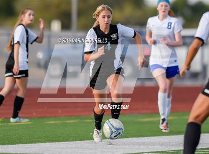 Thumbnail 1 in Highland vs. Mesquite (Coyote Classic Tournament) photogallery.