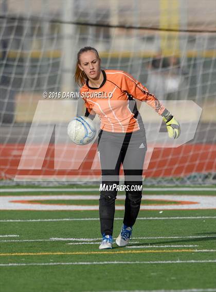 Thumbnail 3 in Highland vs. Mesquite (Coyote Classic Tournament) photogallery.