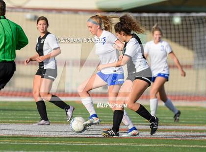 Thumbnail 2 in Highland vs. Mesquite (Coyote Classic Tournament) photogallery.