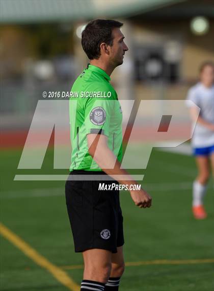 Thumbnail 1 in Highland vs. Mesquite (Coyote Classic Tournament) photogallery.