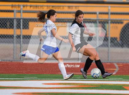 Thumbnail 1 in Highland vs. Mesquite (Coyote Classic Tournament) photogallery.