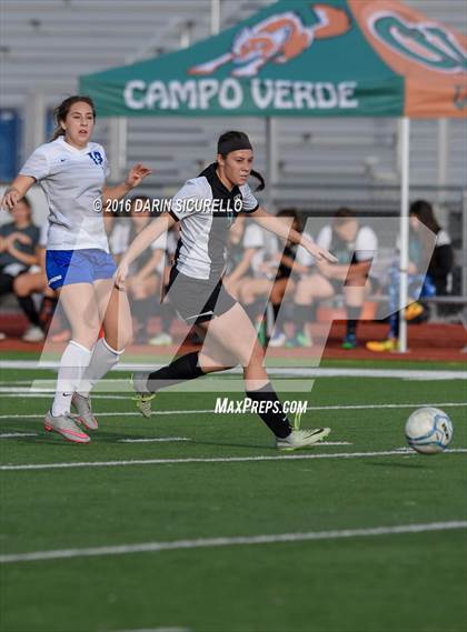 Thumbnail 2 in Highland vs. Mesquite (Coyote Classic Tournament) photogallery.