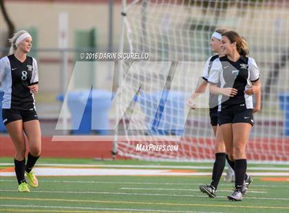 Thumbnail 1 in Highland vs. Mesquite (Coyote Classic Tournament) photogallery.