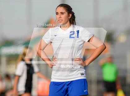 Thumbnail 1 in Highland vs. Mesquite (Coyote Classic Tournament) photogallery.
