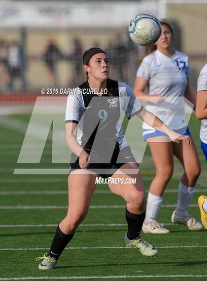 Thumbnail 3 in Highland vs. Mesquite (Coyote Classic Tournament) photogallery.
