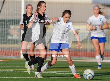 Thumbnail 2 in Highland vs. Mesquite (Coyote Classic Tournament) photogallery.