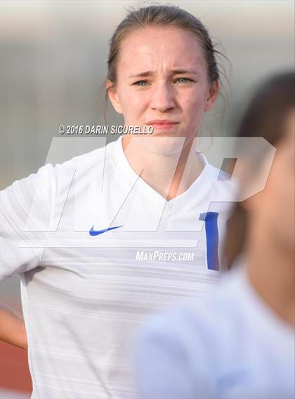 Thumbnail 3 in Highland vs. Mesquite (Coyote Classic Tournament) photogallery.