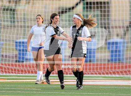 Thumbnail 1 in Highland vs. Mesquite (Coyote Classic Tournament) photogallery.