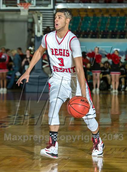 Thumbnail 3 in Regis Jesuit vs. Eaglecrest (CHSAA 5A Great 8) photogallery.