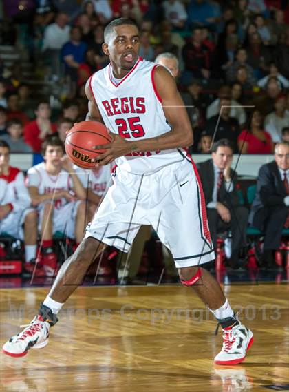 Thumbnail 3 in Regis Jesuit vs. Eaglecrest (CHSAA 5A Great 8) photogallery.