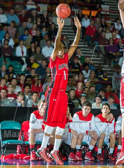 Thumbnail 2 in Regis Jesuit vs. Eaglecrest (CHSAA 5A Great 8) photogallery.