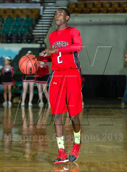 Thumbnail 1 in Regis Jesuit vs. Eaglecrest (CHSAA 5A Great 8) photogallery.