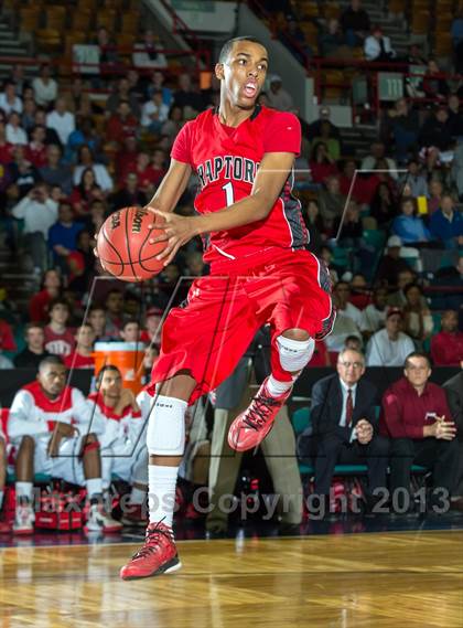 Thumbnail 3 in Regis Jesuit vs. Eaglecrest (CHSAA 5A Great 8) photogallery.