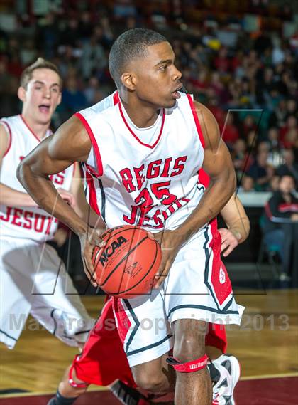Thumbnail 2 in Regis Jesuit vs. Eaglecrest (CHSAA 5A Great 8) photogallery.