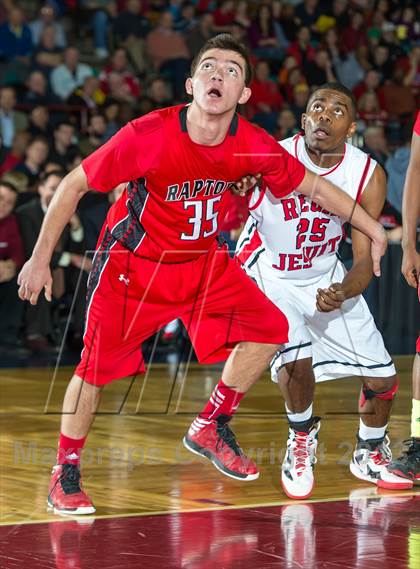 Thumbnail 1 in Regis Jesuit vs. Eaglecrest (CHSAA 5A Great 8) photogallery.