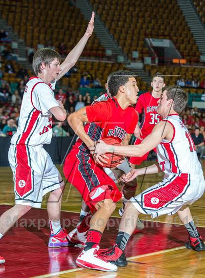 Thumbnail 2 in Regis Jesuit vs. Eaglecrest (CHSAA 5A Great 8) photogallery.
