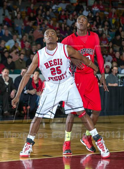 Thumbnail 2 in Regis Jesuit vs. Eaglecrest (CHSAA 5A Great 8) photogallery.