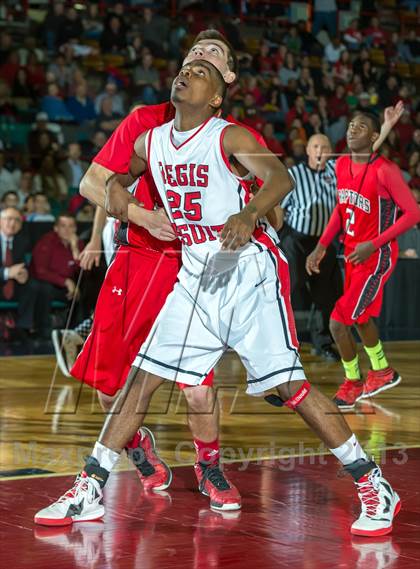 Thumbnail 3 in Regis Jesuit vs. Eaglecrest (CHSAA 5A Great 8) photogallery.