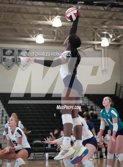 Thumbnail 1 in Tomball Memorial @ College Station photogallery.