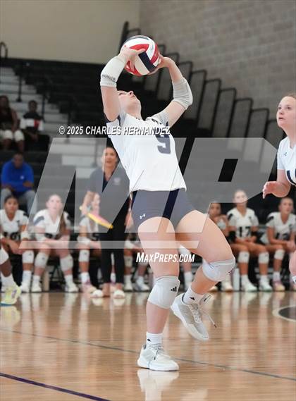 Thumbnail 2 in Tomball Memorial @ College Station photogallery.