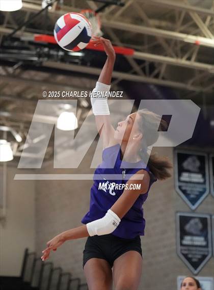 Thumbnail 2 in Tomball Memorial @ College Station photogallery.