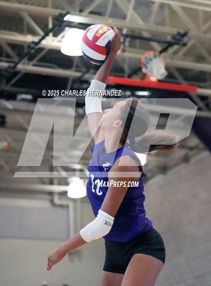 Thumbnail 2 in Tomball Memorial @ College Station photogallery.