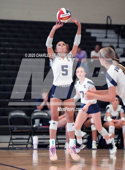 Thumbnail 2 in Tomball Memorial @ College Station photogallery.