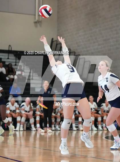 Thumbnail 2 in Tomball Memorial @ College Station photogallery.