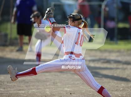 Thumbnail 3 in Fouke @ Glen Rose photogallery.