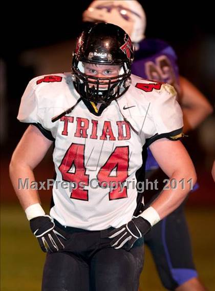 Thumbnail 3 in Triad @ Mascoutah photogallery.