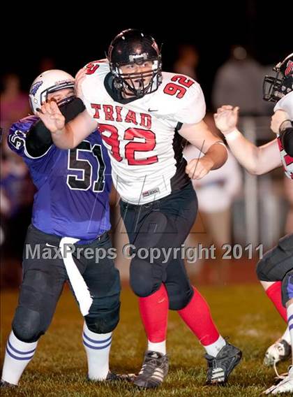 Thumbnail 2 in Triad @ Mascoutah photogallery.