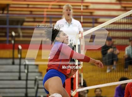 Thumbnail 2 in Eaglecrest @ Cherry Creek photogallery.