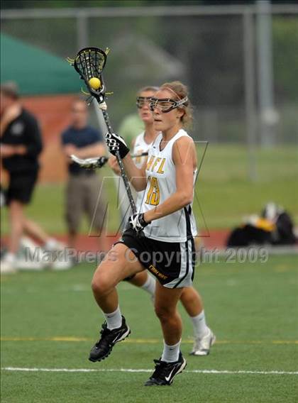 Thumbnail 1 in Nyack vs. Honeoye Falls-Lima (NYSPHSAA Class C Semifinal) photogallery.