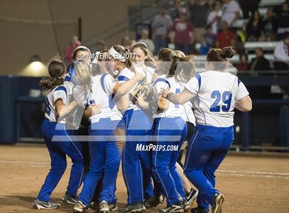 Thumbnail 3 in South Park vs Pine Grove (PIAA 3A Final) photogallery.