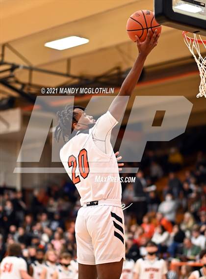 Thumbnail 1 in Urbana VS Washington (Kevin Brown Memorial Tournmanet of Champions) photogallery.