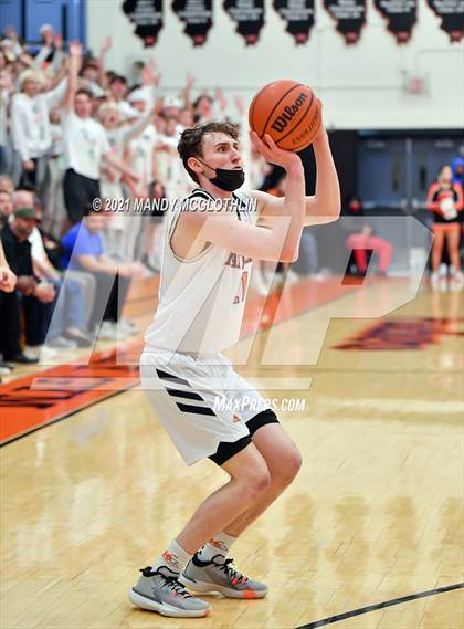 Thumbnail 2 in Urbana VS Washington (Kevin Brown Memorial Tournmanet of Champions) photogallery.