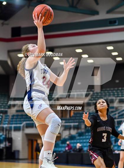 Thumbnail 2 in Tompkins vs George Ranch (UIL 6A Bi-District Playoff) photogallery.