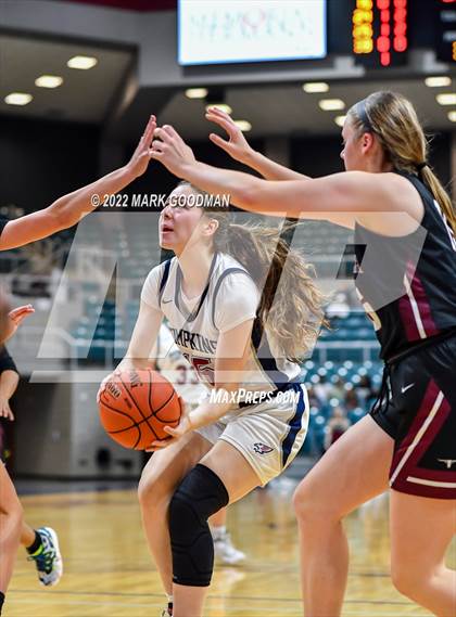 Thumbnail 2 in Tompkins vs George Ranch (UIL 6A Bi-District Playoff) photogallery.
